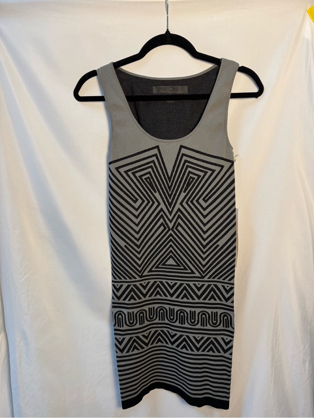 NWT Thatcher by Alisse Thatcher‎ Gray Black Geometric Intarsia Bodycon Dress - L